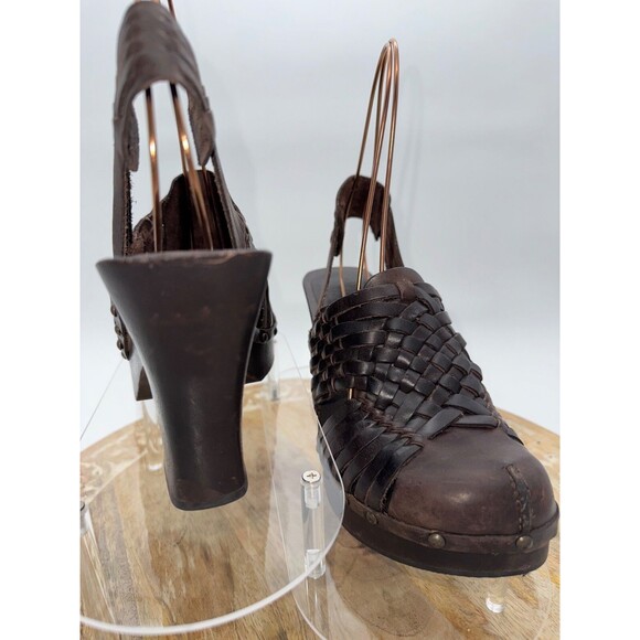 VTG MIA Brown Woven Leather Clogs Wooden Heel Size 8 Sling Back Y2K 90’s Mule - Picture 4 of 7